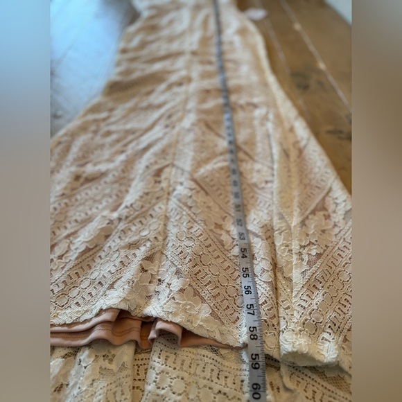 Lulu's Cream Lace Maxi Wedding Dress Nude Lining S NWT - Picture 7 of 11